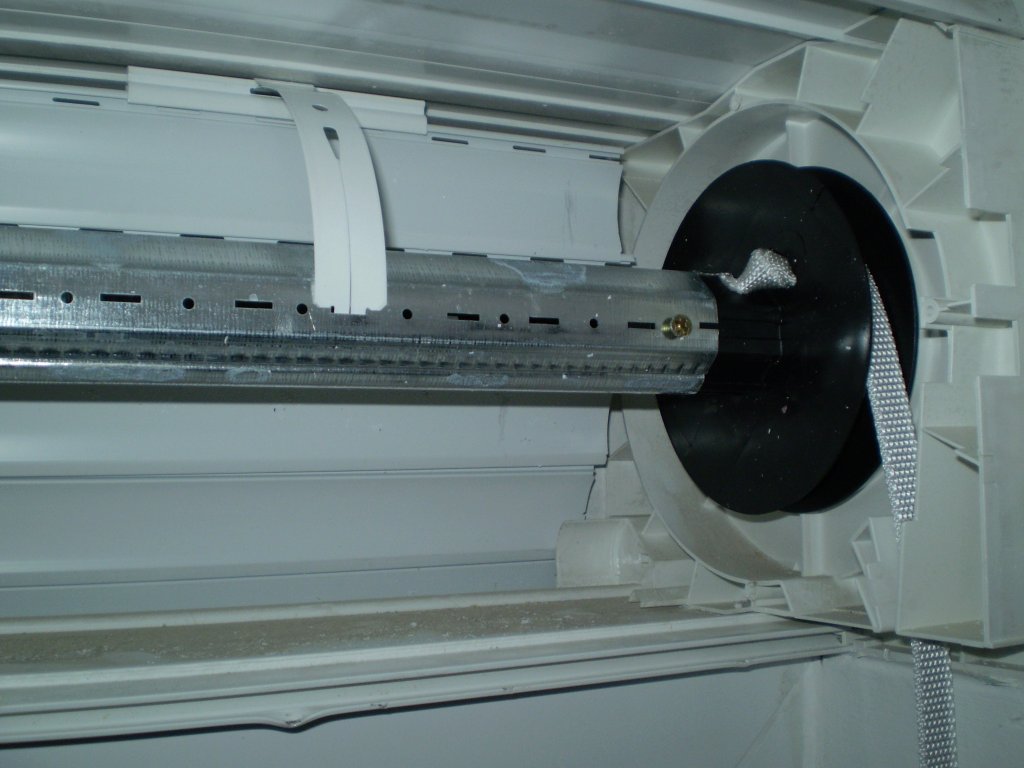 Belső tokos műanyag redőny1